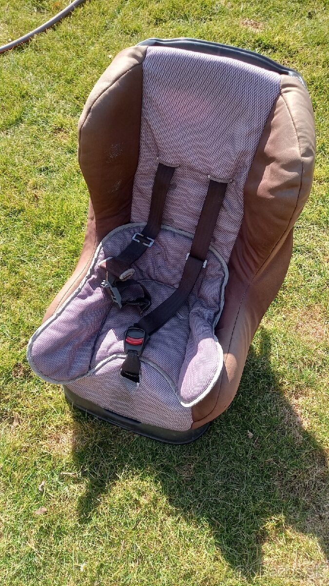 Sedačka do auta detska - 2