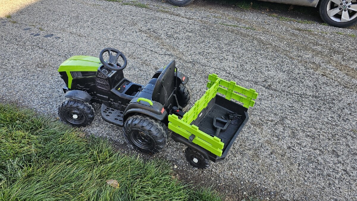 Elektrický Traktor s vozíkom - 2