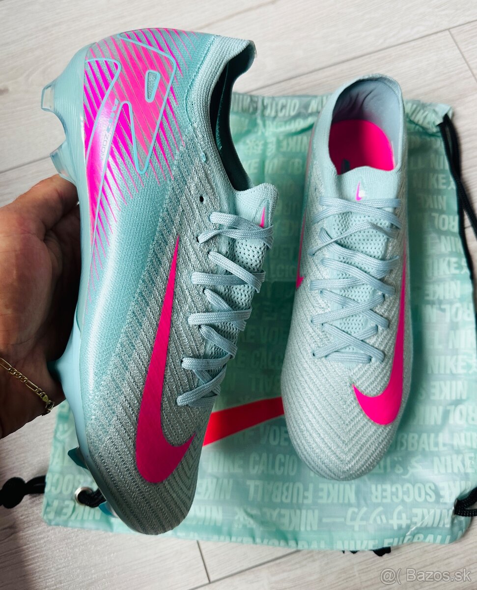 Kopačky Nike - 2