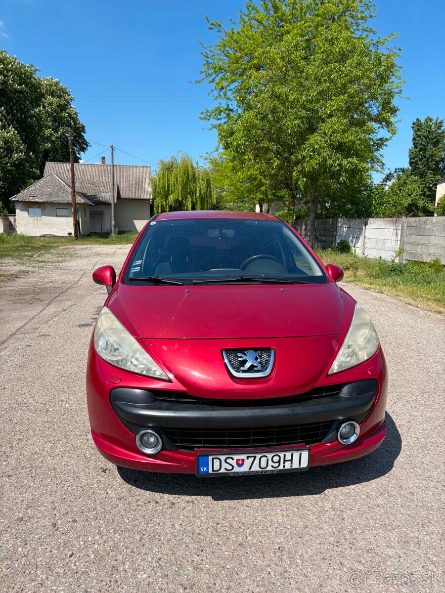 Peugeot 207 1.4i - 2