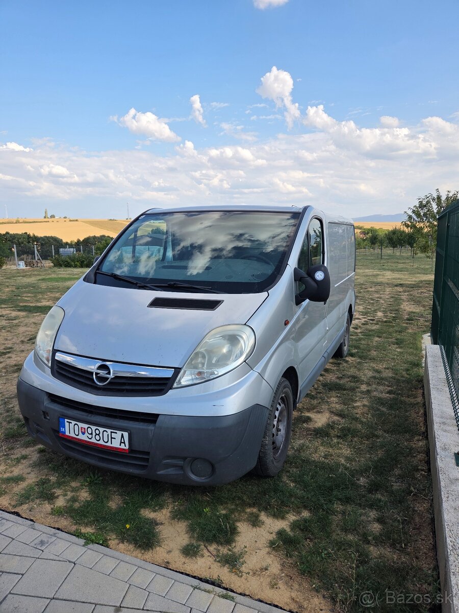 Predam OPEL VIVARO - 2
