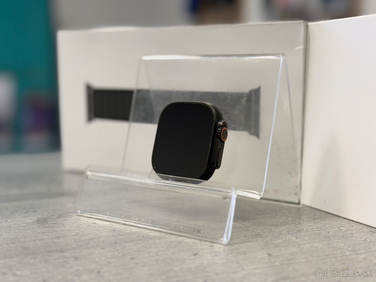 Apple Watch Ultra 2 49mm Black Titanium - 2