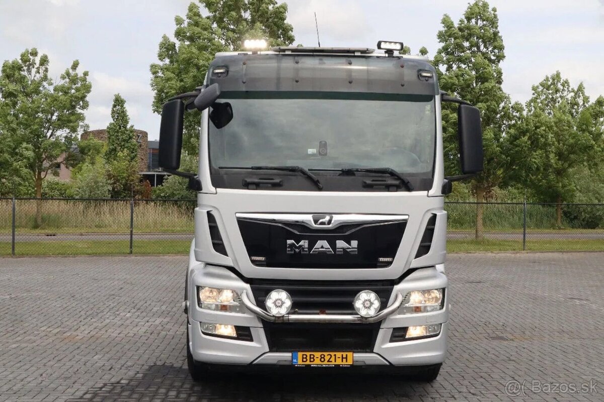 MAN TGS 35.500 - 8x2 - Odtahovka – transport – EURO 6