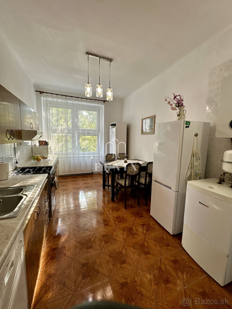 4 izbový tehlový byt, Komenského, Košice- 120m2 - 2