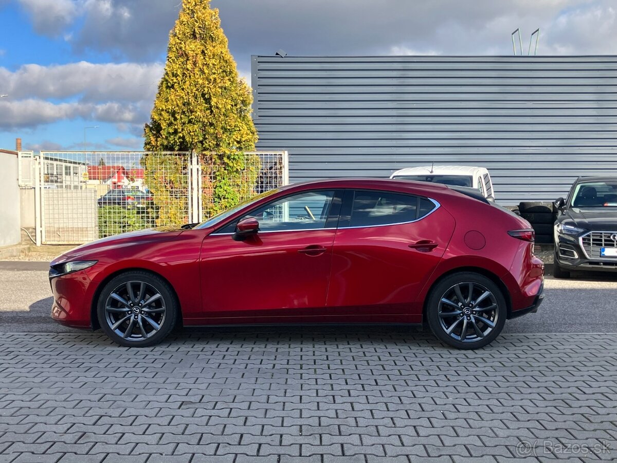 Mazda 3 2.0 Skyactiv 90kW G122 Plus A/T BENZÍN - 2