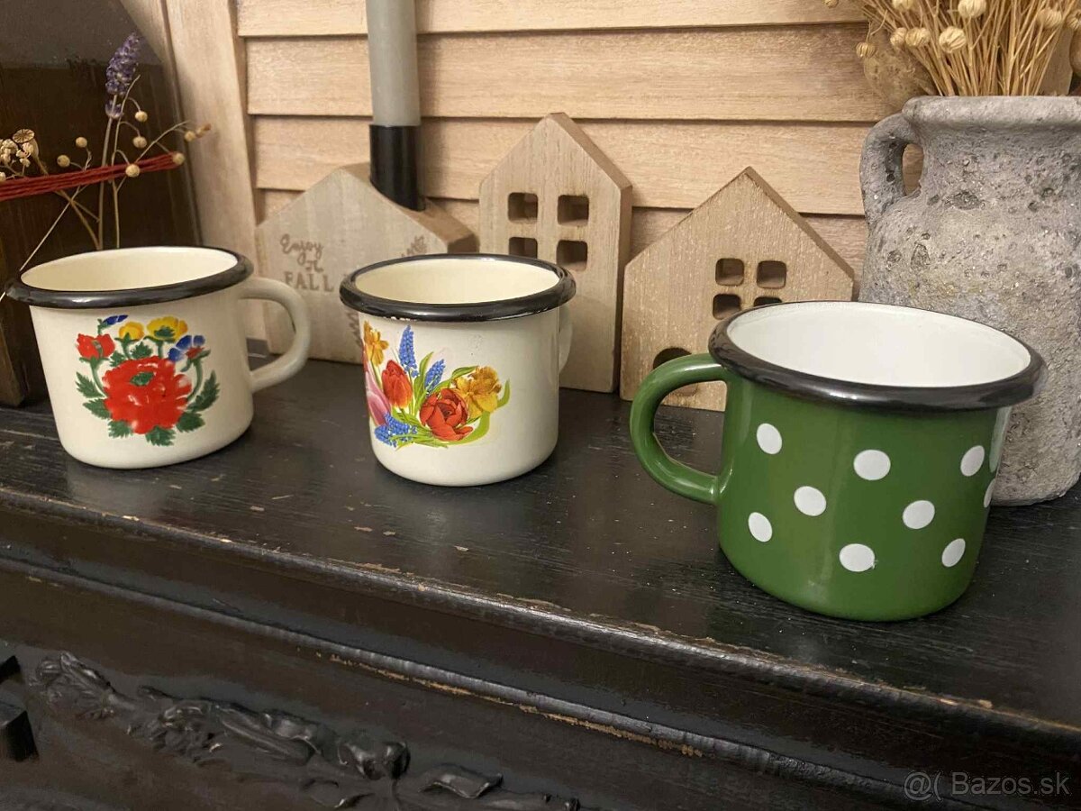 Smaltované hrnčeky - 2