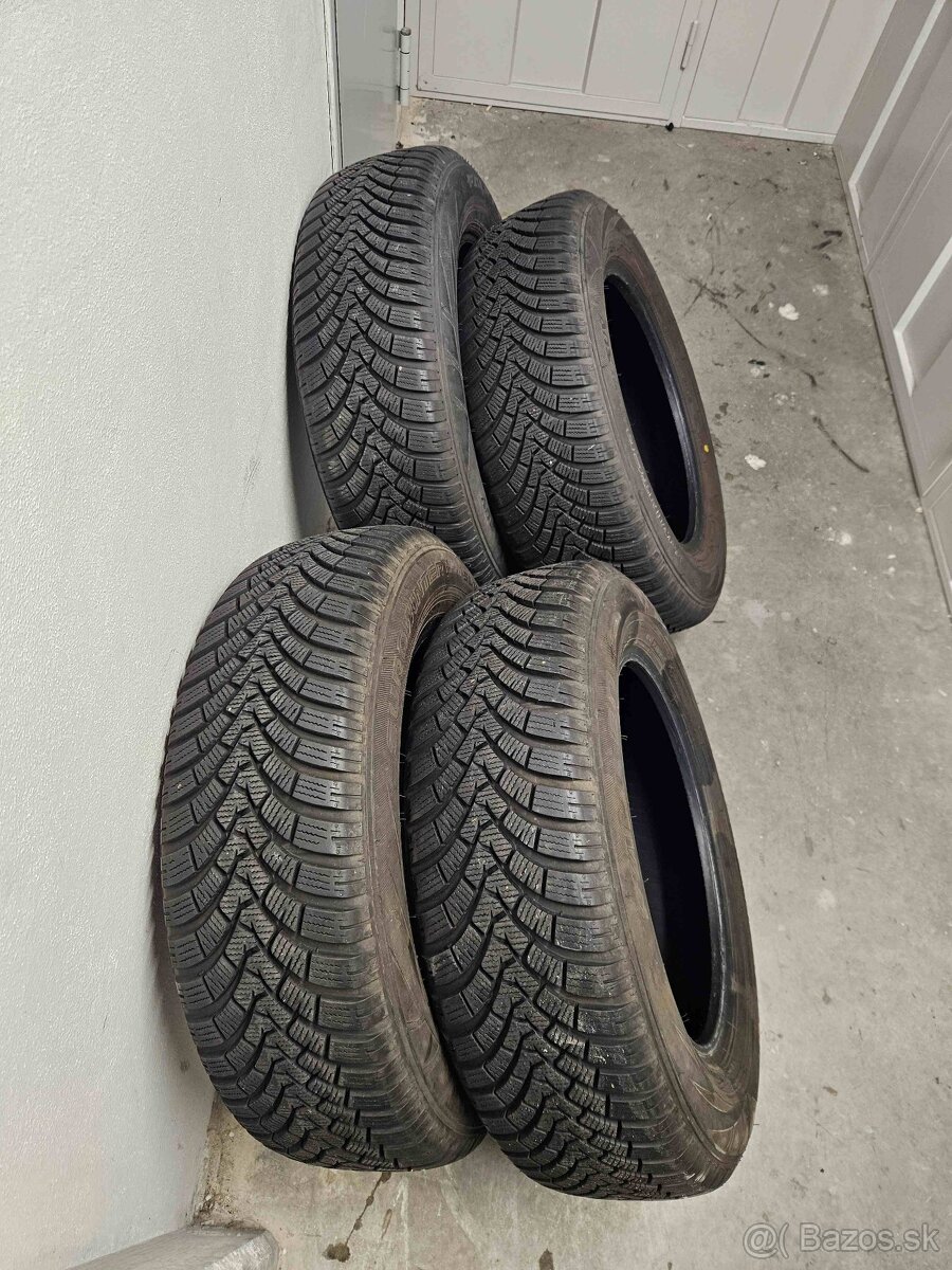 Predám zimné pneumatikami "M+S" 215/65R17 - 2