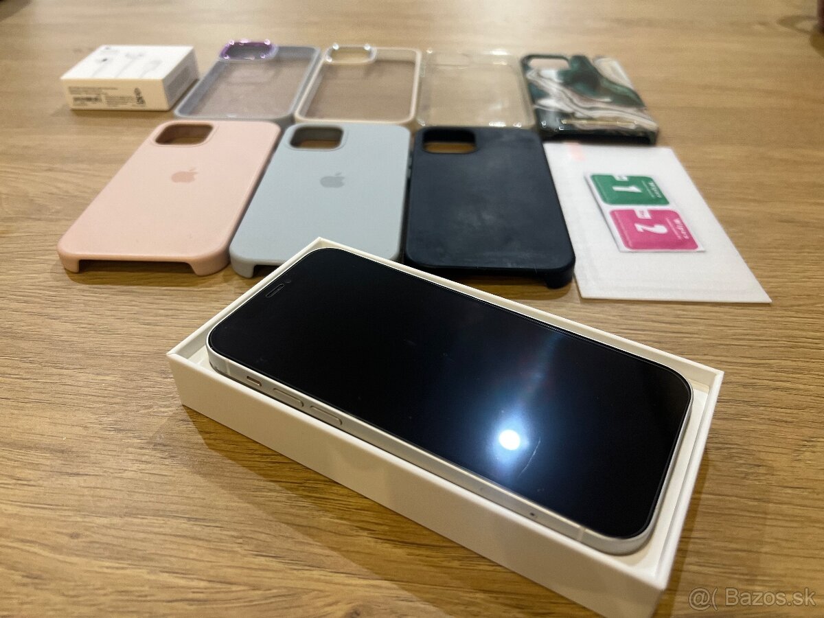 IPHONE 12 - 64GB s EarPods slúchadlami - 2