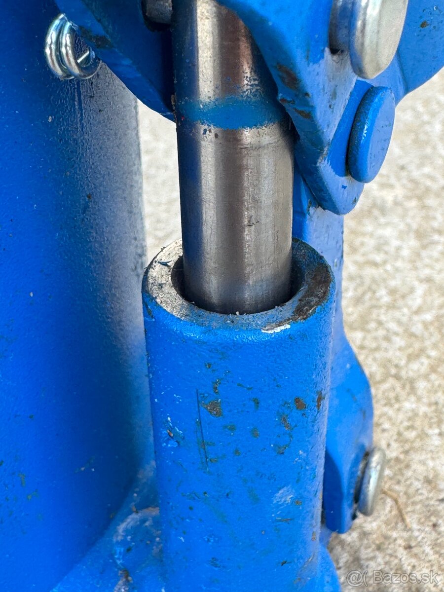 Predám Hydraulický zdvihák BGS 20t - 2