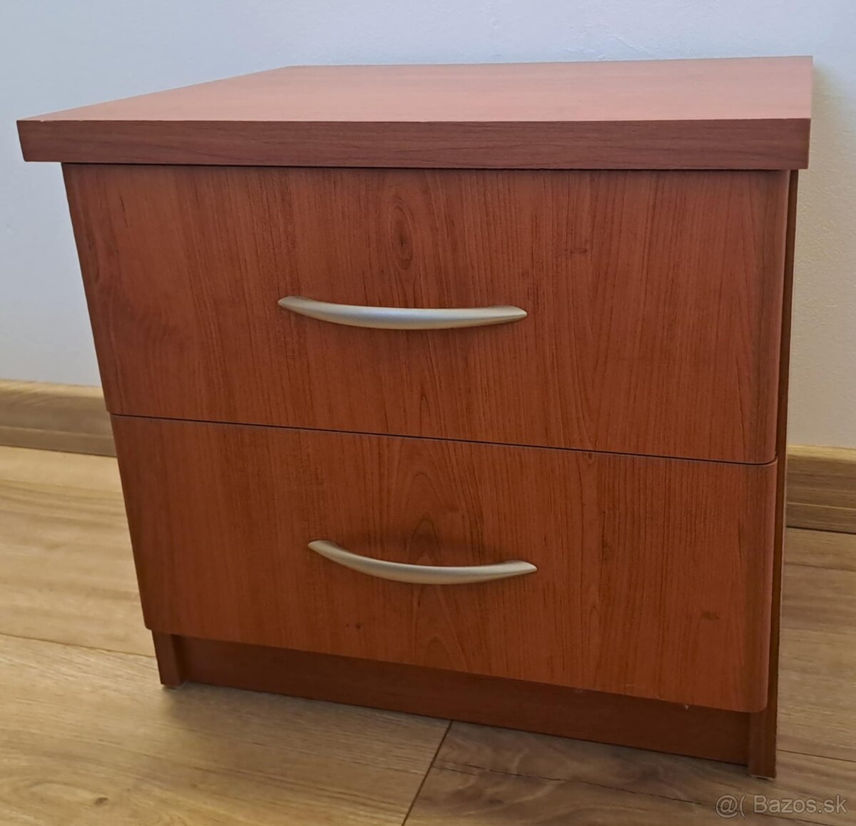 Nočné stolíky - 2