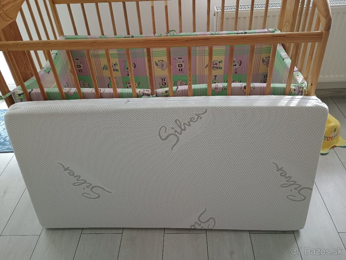 Postieľka s matracom - 2
