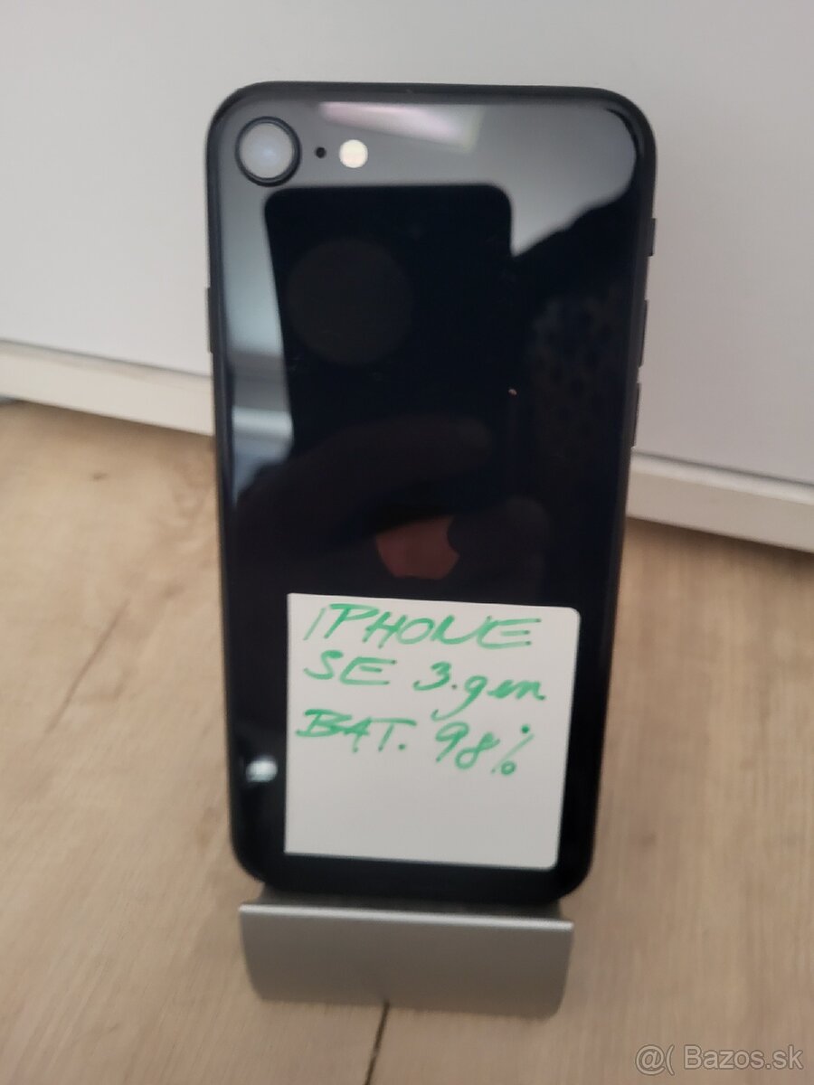Predám iphone SE 2022 - 2