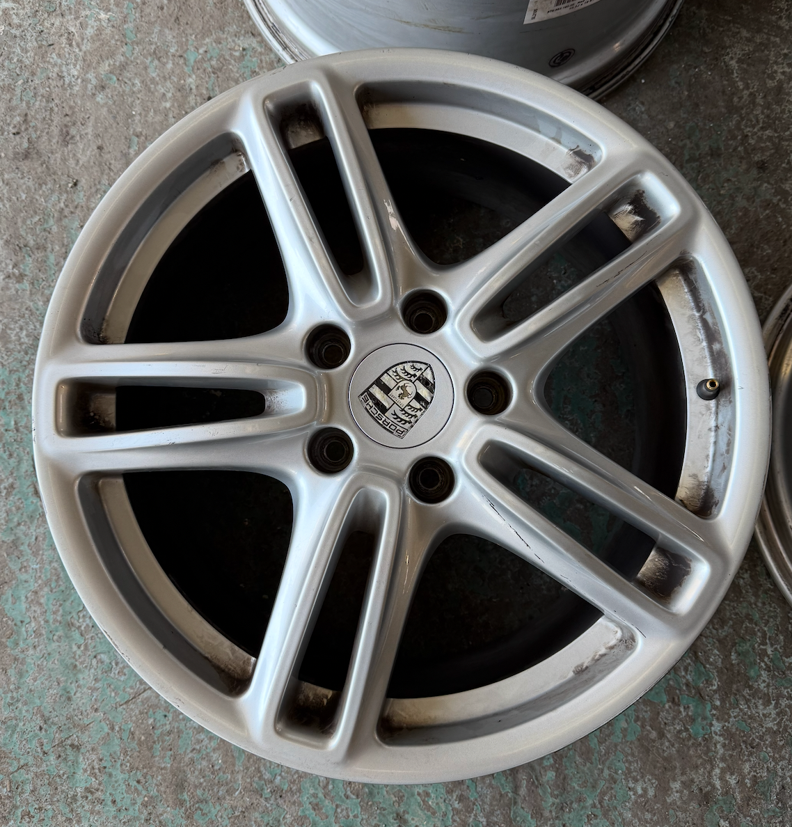 Originálna sada kolies Porsche R19 Panamera - 2