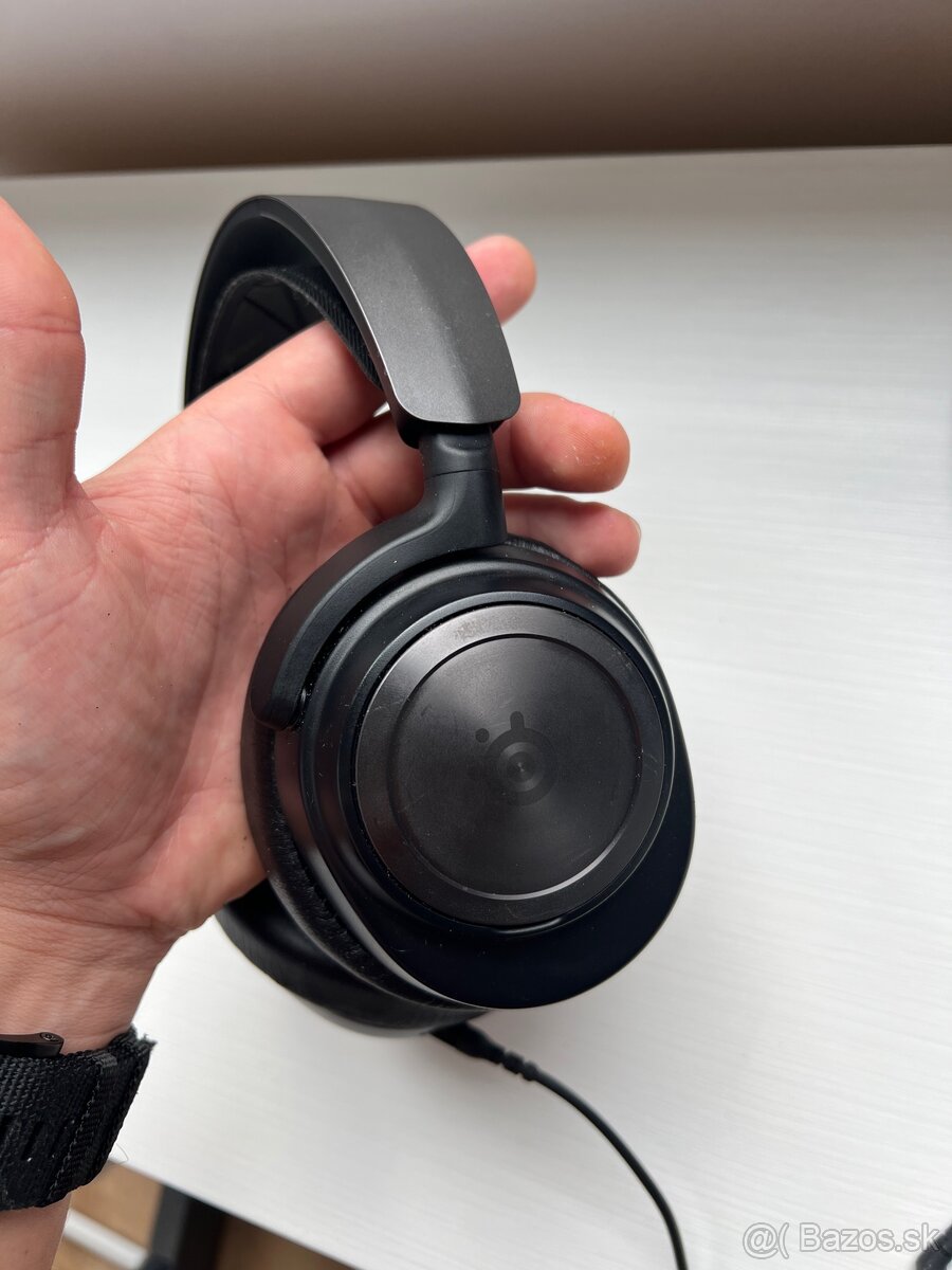 Steelseries arctis nova pro - 2