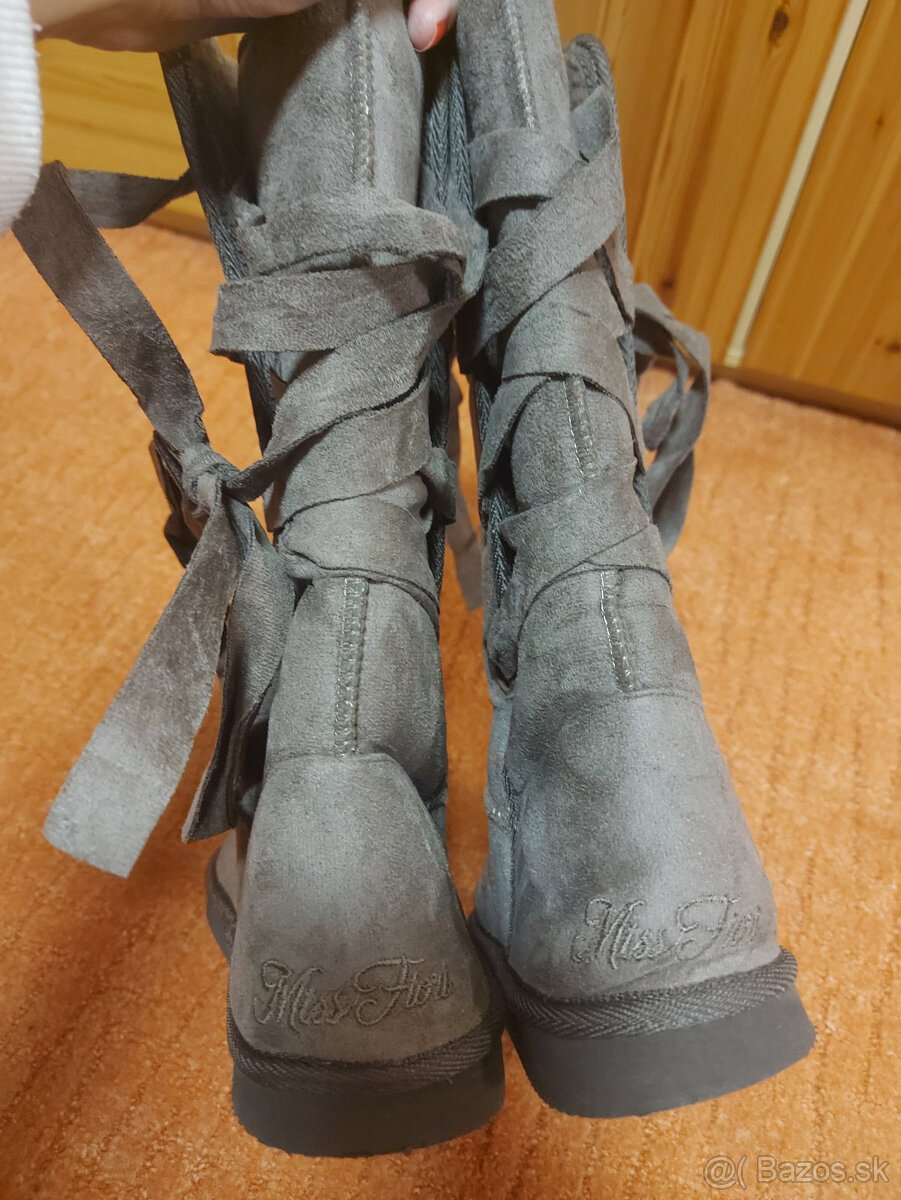 Hnedé čižmy na štýl UGG - 2