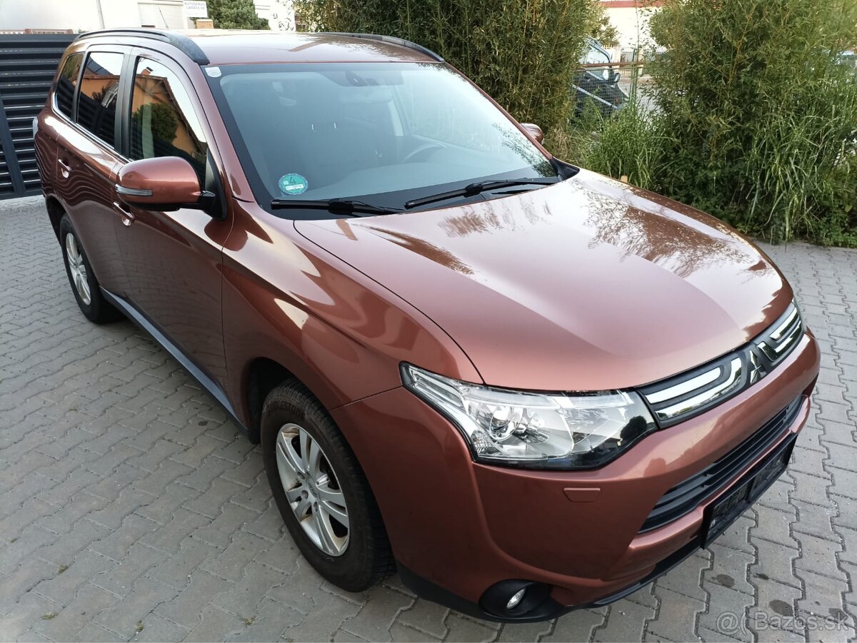 MITSUBISHI OUTLANDER 4x4 - na predaj / na splatky - 2