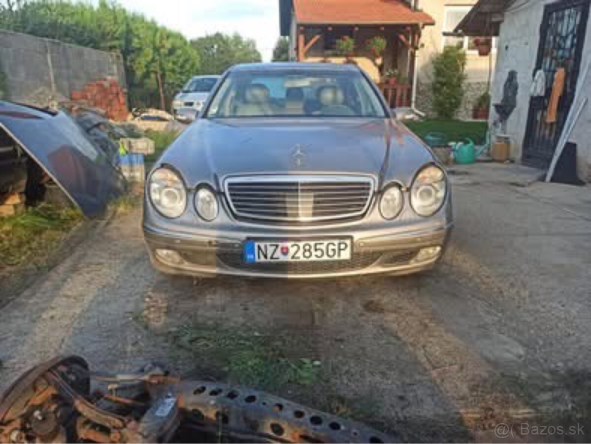 Rozpredam Mercedes benz w211 e320 benzín 4matic - 2