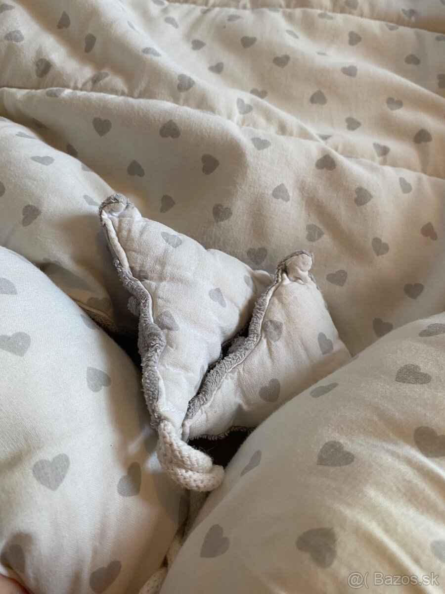 Hniezdo a vankúš ShapePillow - 2