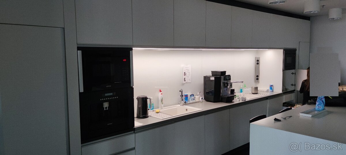 Predám kuchynskú linku "REZERVÁCIA" - 2