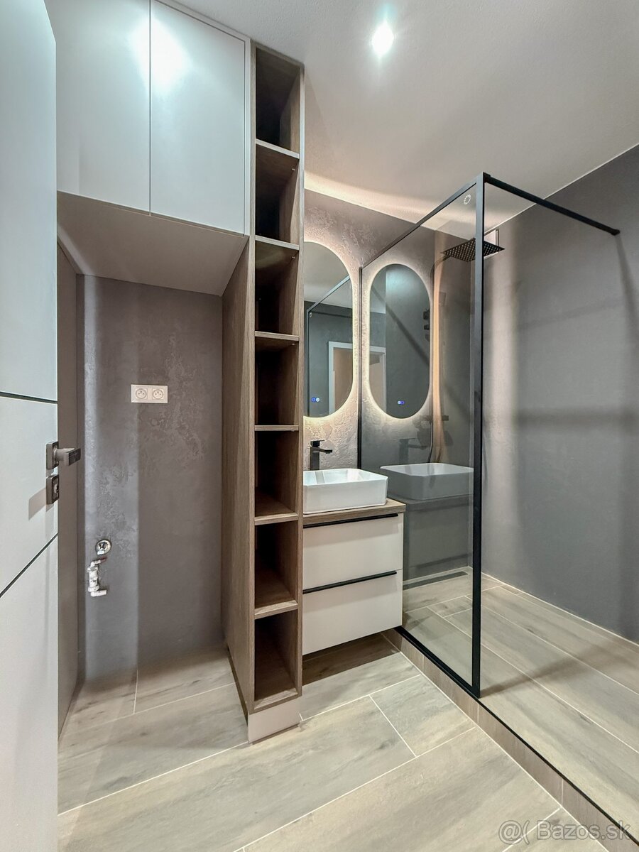 3-IZBOVÝ BYT - REVÚCA - 2