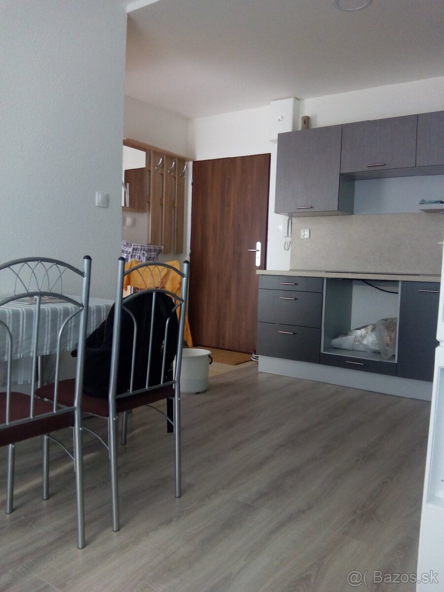 1,5 izb. byt Košice, 36m2, Učňovská 8 s parkov. miestom - 2