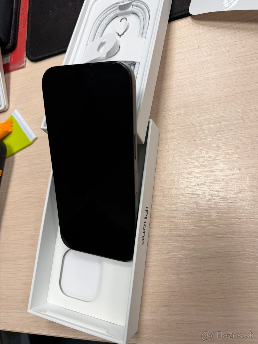 iPhone 16 pro 256 gb - 2