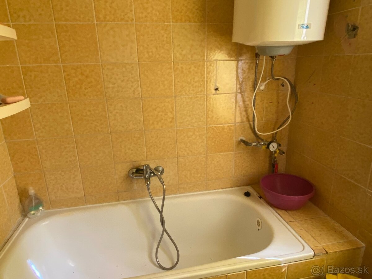 Predaj Chata kaluža, Kamenec, - 2