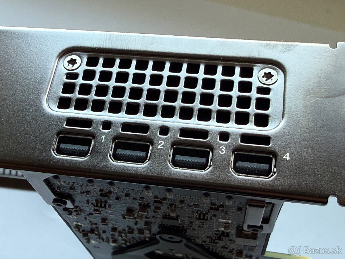 Nvidia RTX A2000 12GB grafická karta - 2