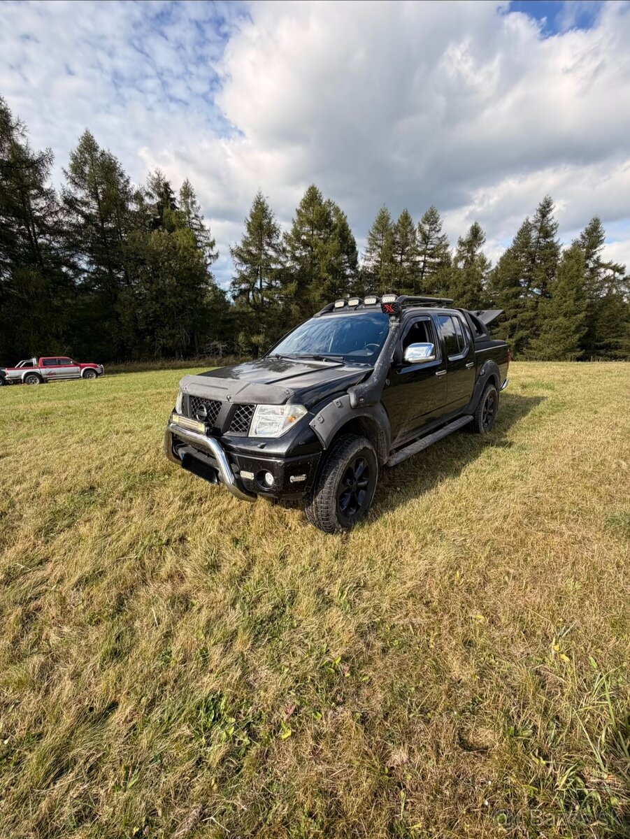 Predám Nissan Navara 2.5 D40 - 2