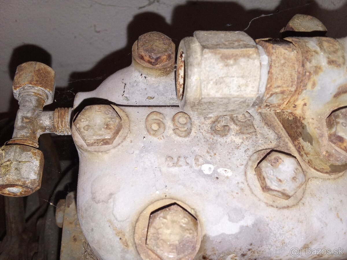 kompresor vzduchový - 2