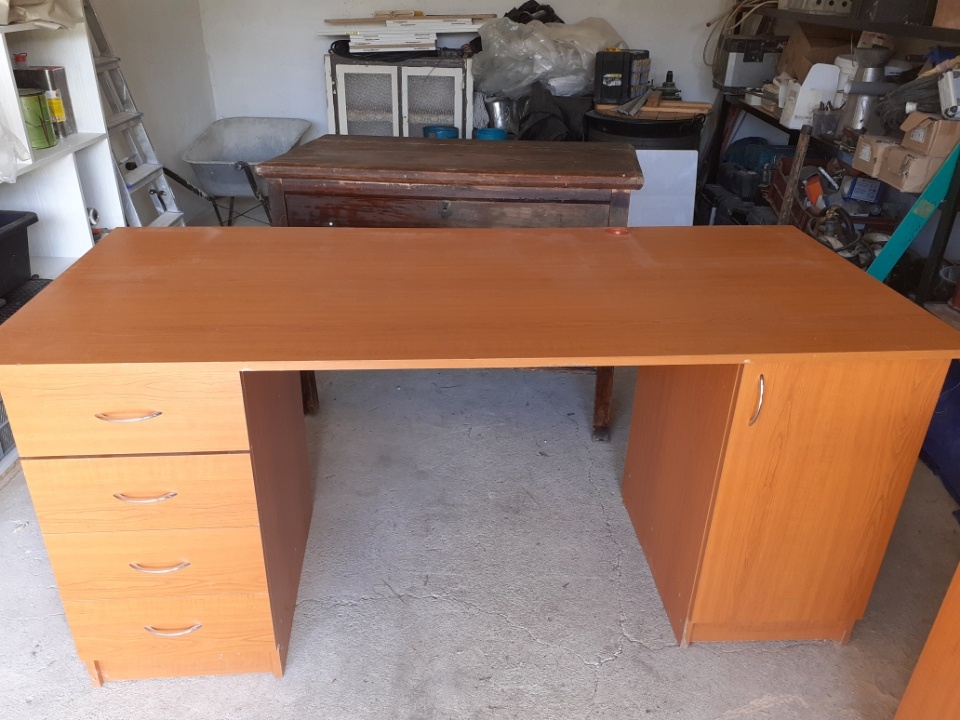 Písací stol - 2