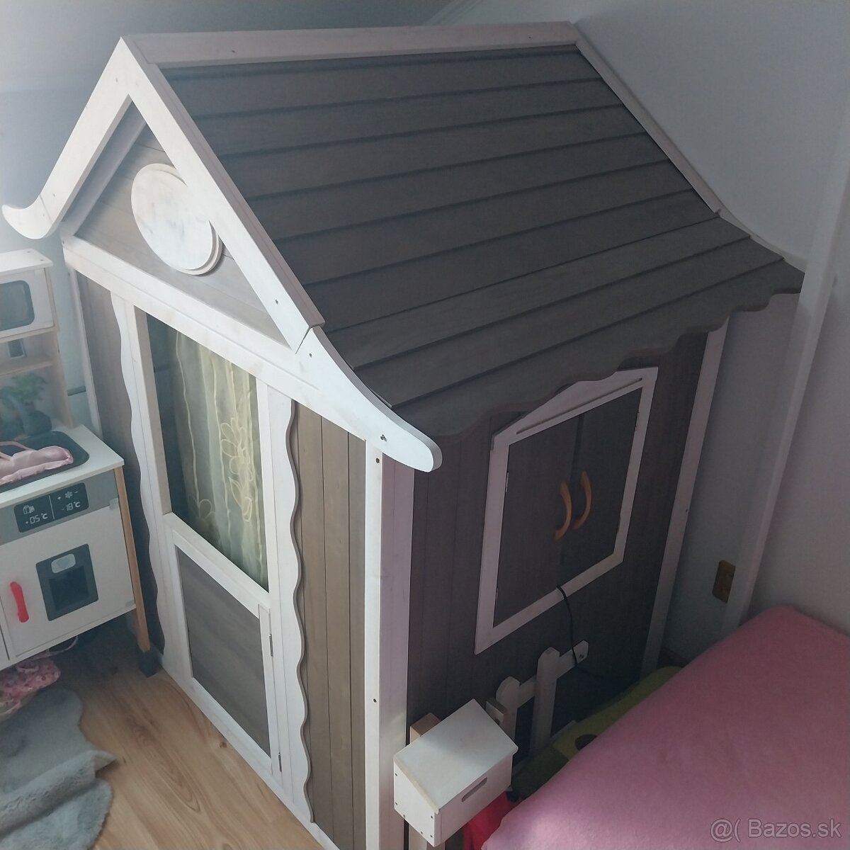 DETSKÝ ZÁHRADNÝ DOMČEK - 2
