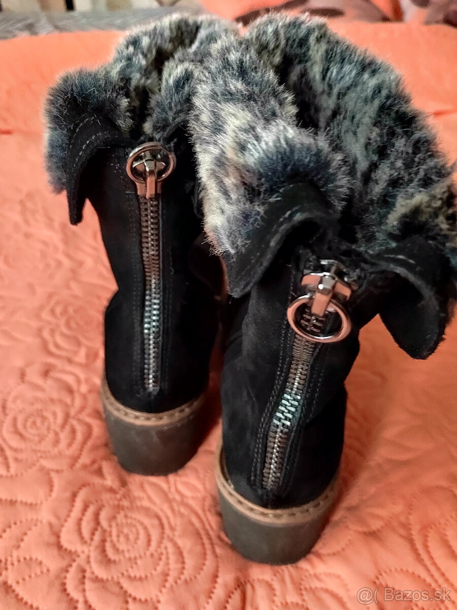 Dámske členkové čižmy č.40 - 2