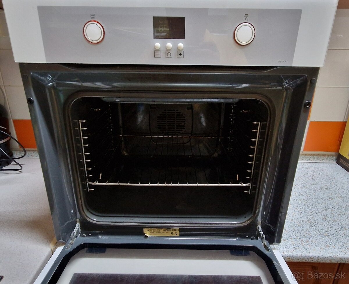 Vstavaná elektrická rúra - 2