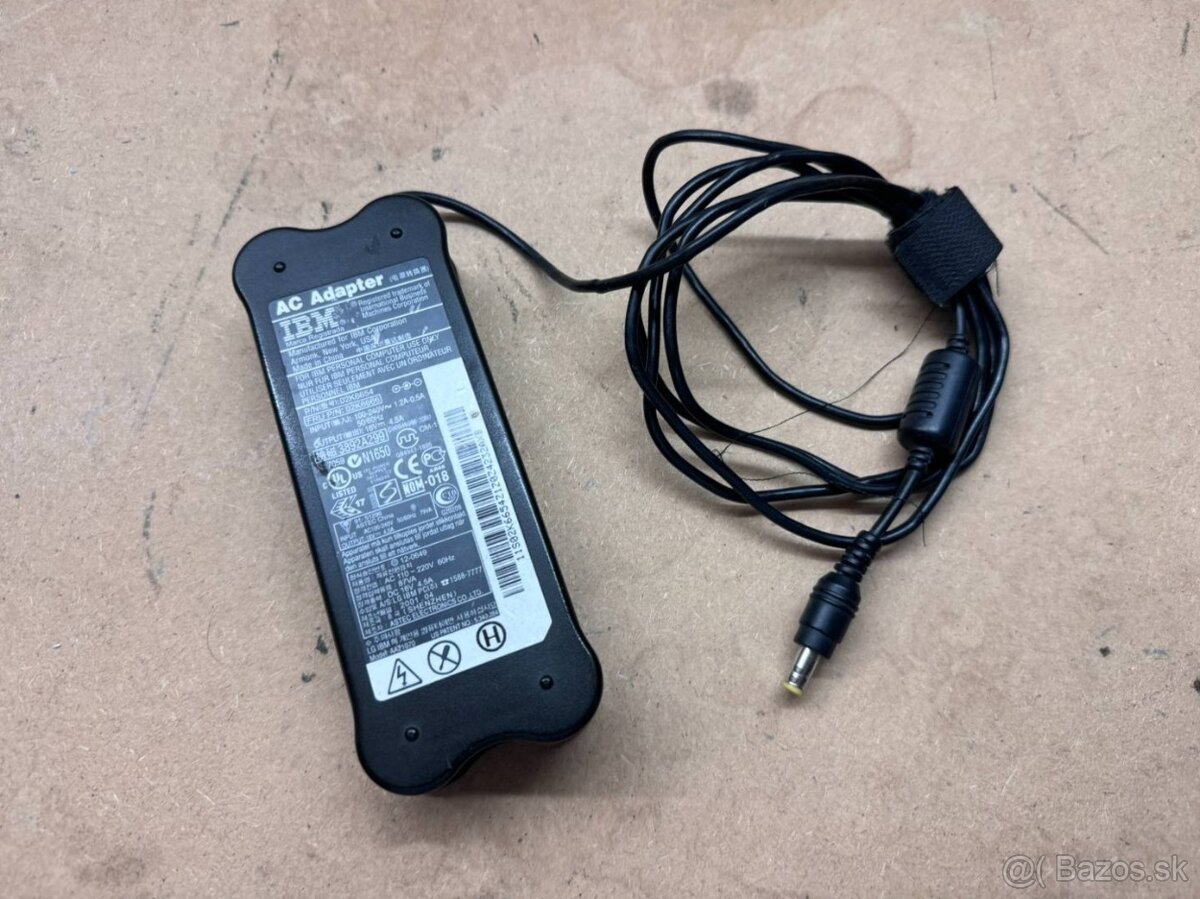 Nabíjačka na notebook IBM 16V 4.5A 72W Model AA21070 - 2