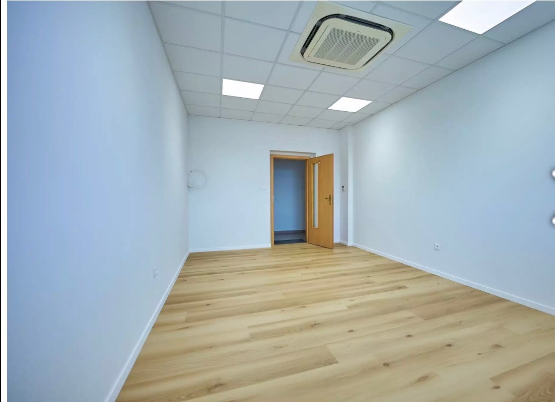 RK Diamant - prenájom kancelárie - 2