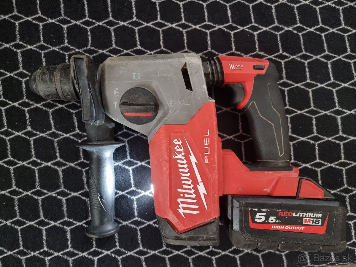 Milwakee vrtačka m18 fuel - 2