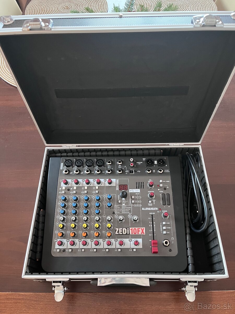 Predám Mixpult Allen & Heath ZEDi-10FX - 2