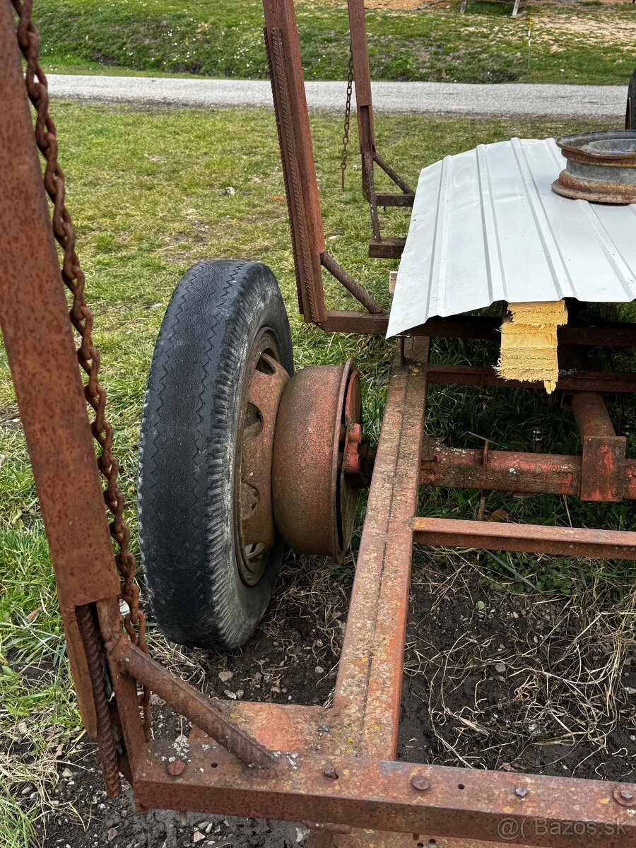 Vlečku na drevo staršiu - 2