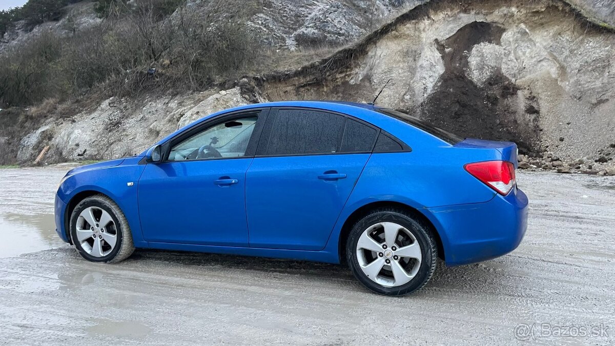 CHEVROLET CRUZE 2.0 DIESEL - 2