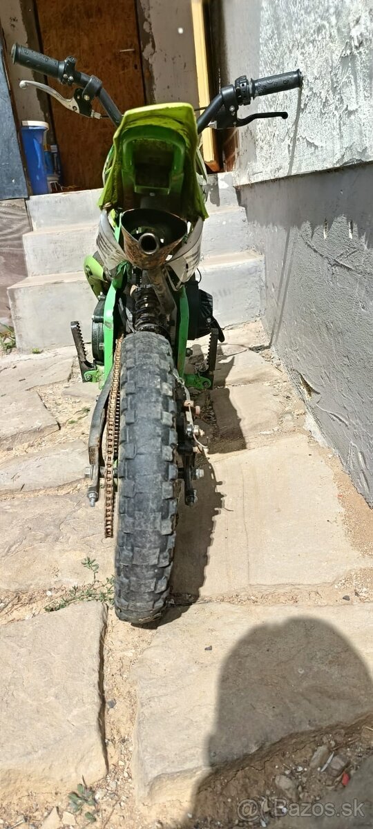 Štvorkolka motorky - 2