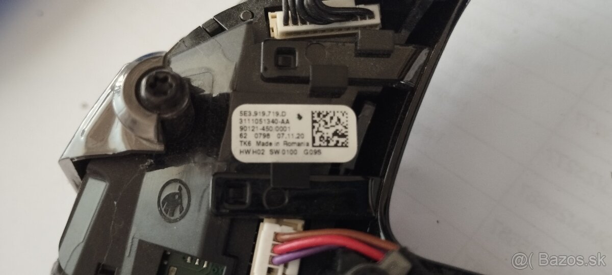 5E3919719D Tlačítka pre multifunkčný volant Škoda Octavia IV - 2