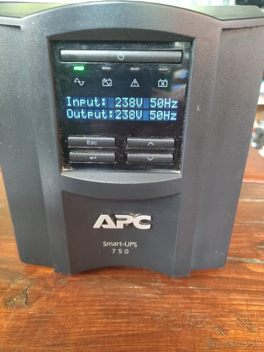 Záložný zdroj APC funkčný - 2