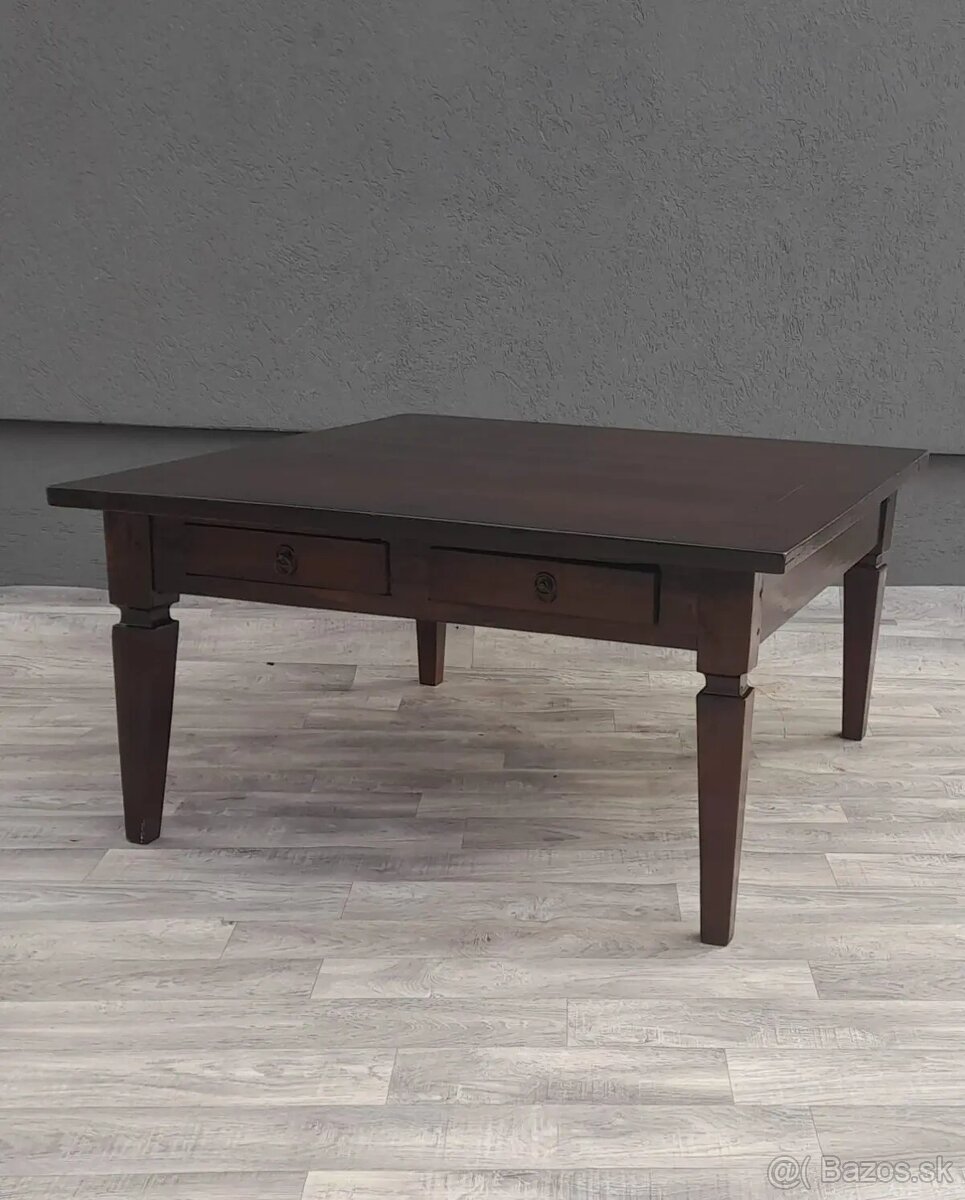 Stolík konferenčný teakový. - 2