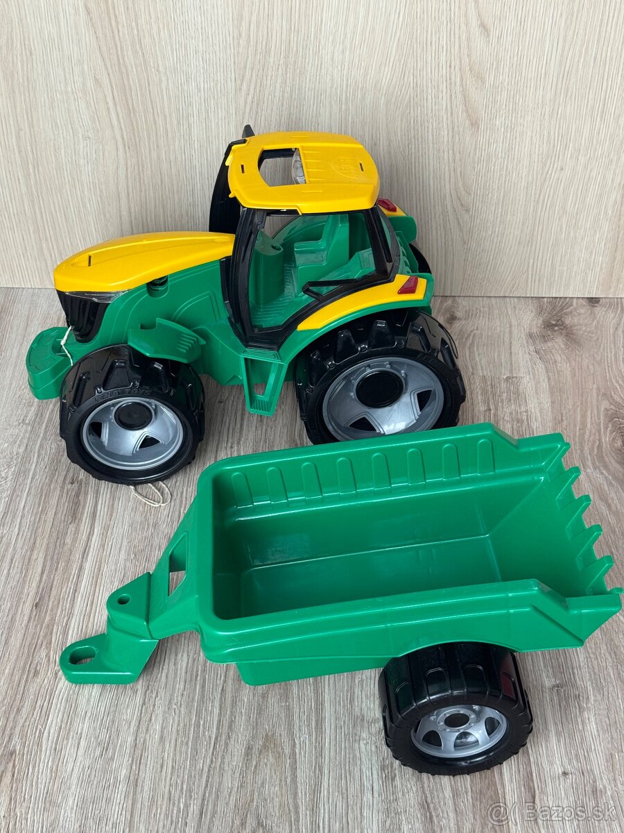 Detsky traktor s vleckou - 2
