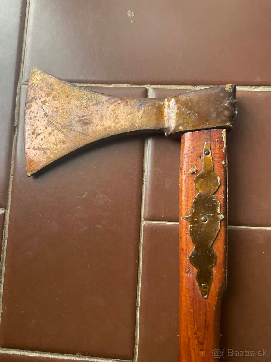 Kožený opasok, kožené brašne a valaška - 2