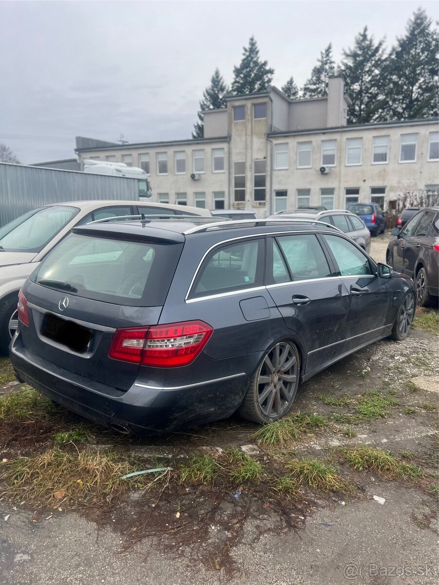 Mercedes-Benz E350 CDI 4Matic ND - 2