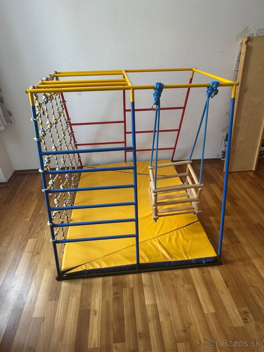 Kovová lezecká konštrukcia - 2