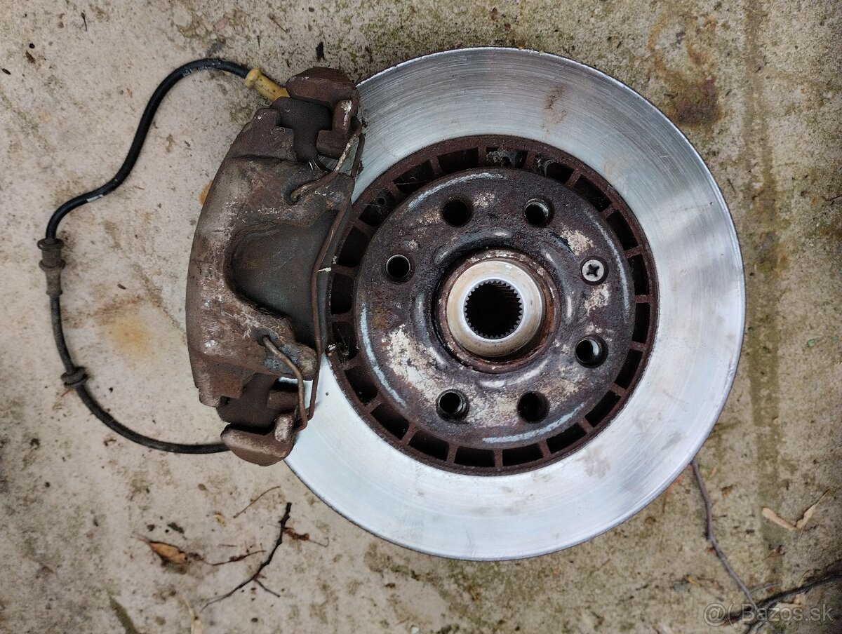 Predná Náboj kolesa+ brzda Opel Vectra b - 2