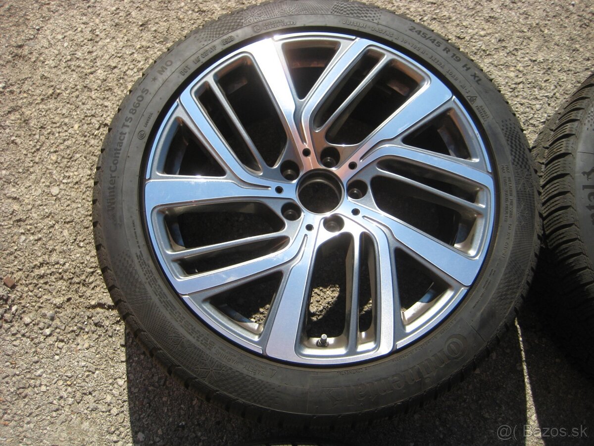 r.19 nové MERCEDES E W214 S214 +245/45 R19 Continental 7,5mm - 2